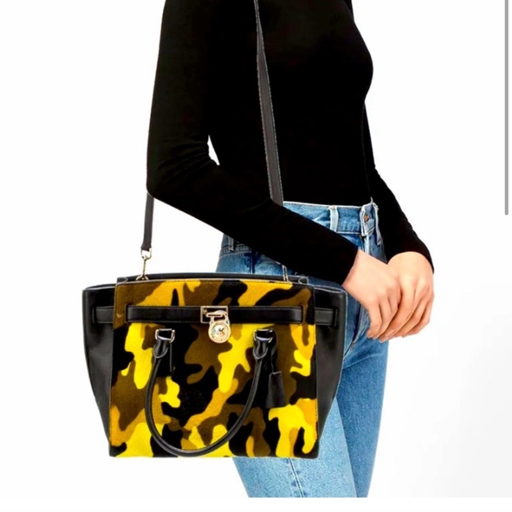 Michael Kors Hamilton Camouflage Acid Yellow Haircalf & Leather Shoulder Bag GUC